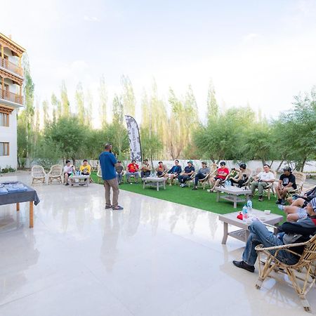 Hotel Deskitsal ليه المظهر الخارجي الصورة