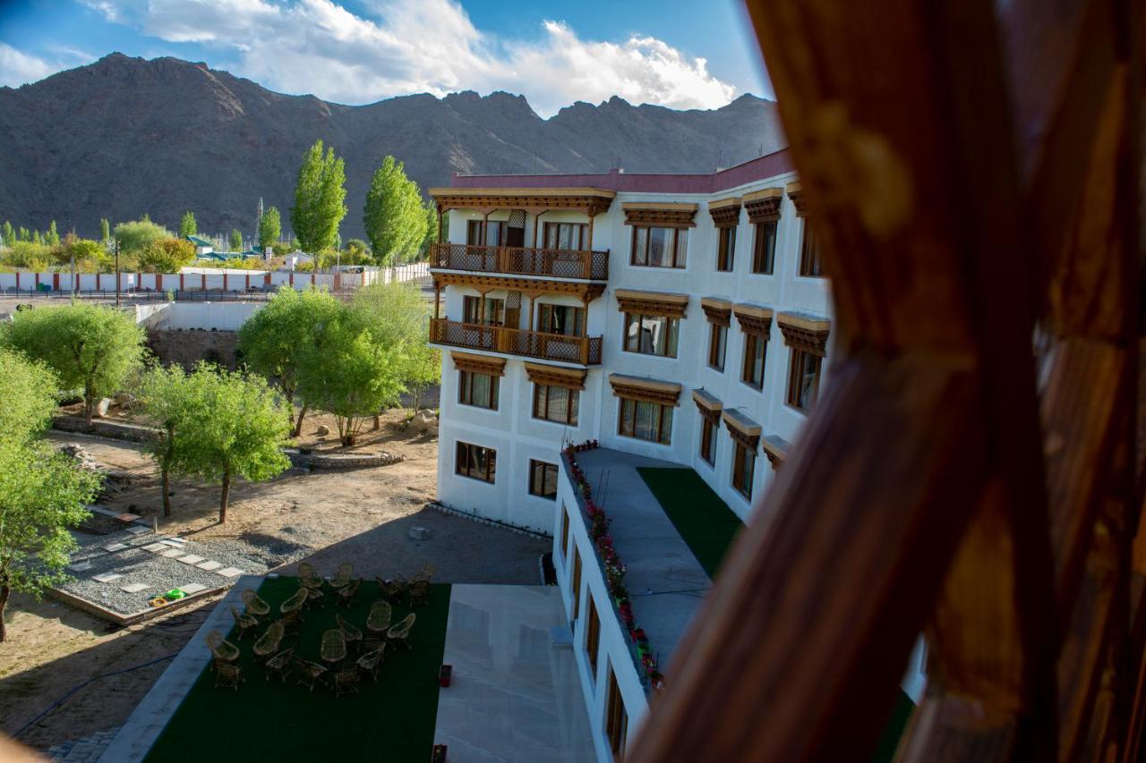Hotel Deskitsal ليه المظهر الخارجي الصورة