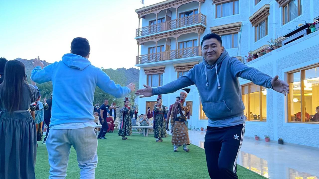 Hotel Deskitsal ليه المظهر الخارجي الصورة