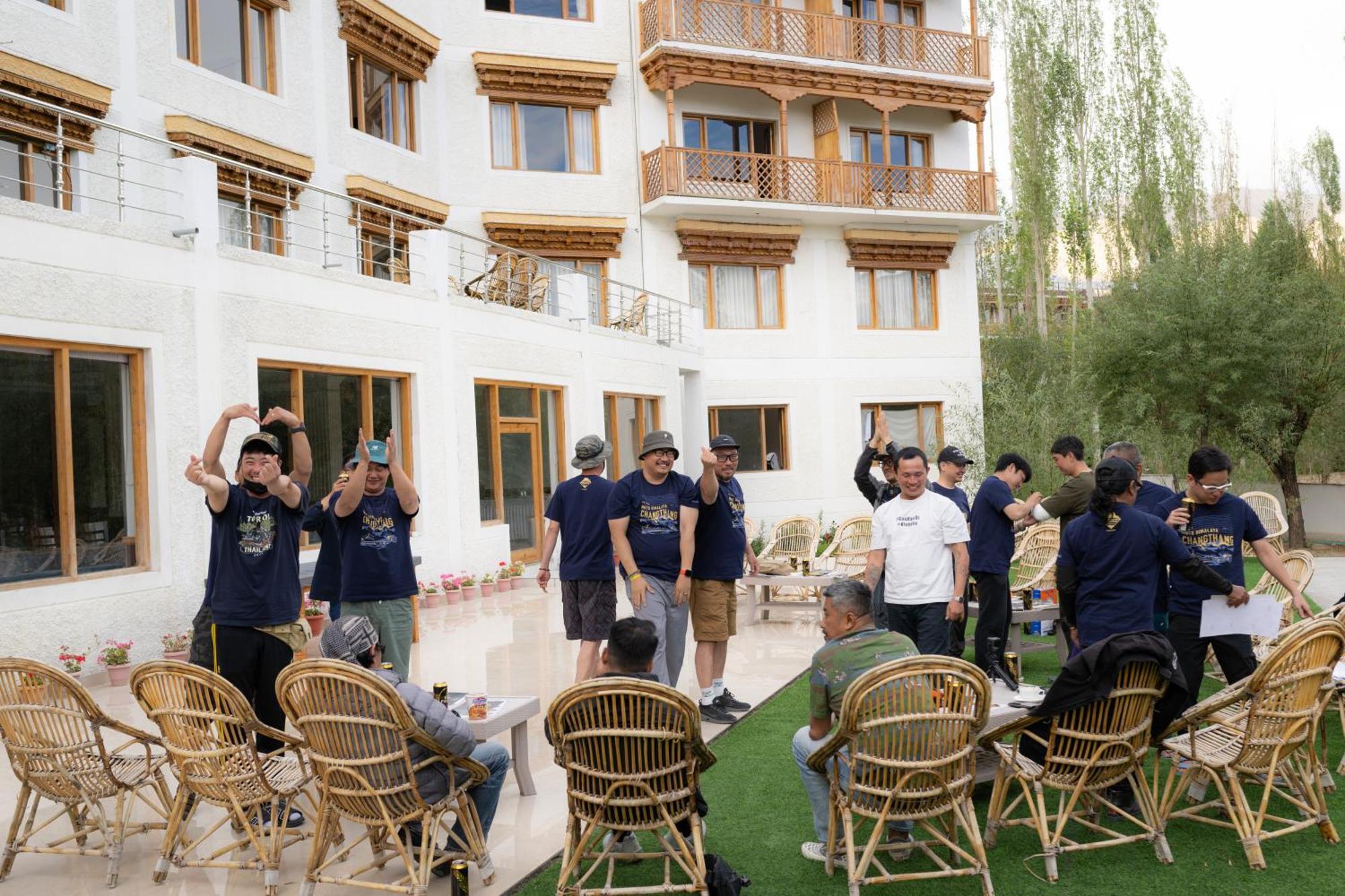 Hotel Deskitsal ليه المظهر الخارجي الصورة